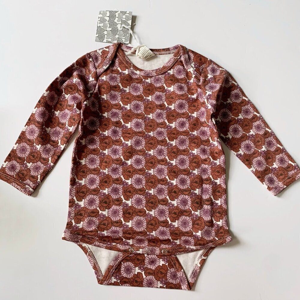 NWT Kate Quinn Organics baby girl bodysuit 18-24 months